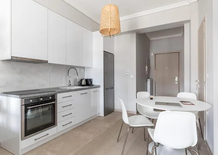 Sunshine By Halu! Centre Family Retreat Apartment *