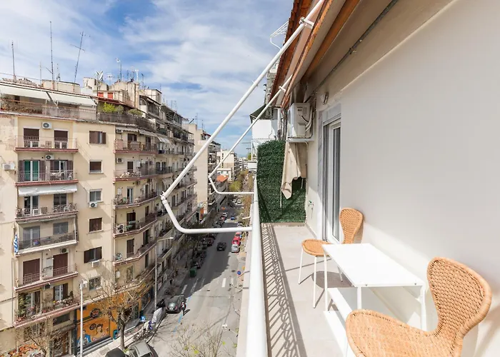 Sunshine By Halu! Centre Family Retreat Apartment Thessaloniki